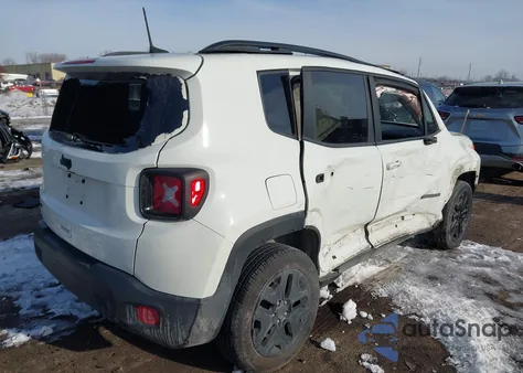 2018 Jeep Renegade Upland Edition 4X4 z USA, uszkodzony, nr VIN ZACCJBAB4JPH67433